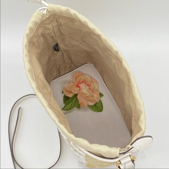 MICHAEL KORS STRAW PYTHON CAPSULE EDEN MD MESSENGR - Picture 13 of 16